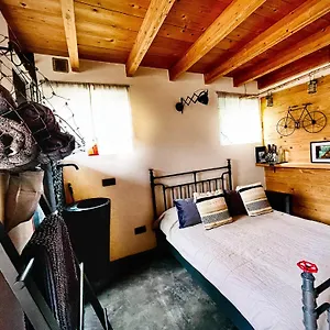 https://cottage-house-weyer-marefilly-room.luxembourghotelsguide.com